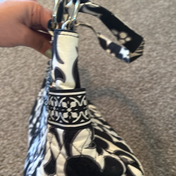 Vera Bradley Black and White Purse - Picture 4 of 5